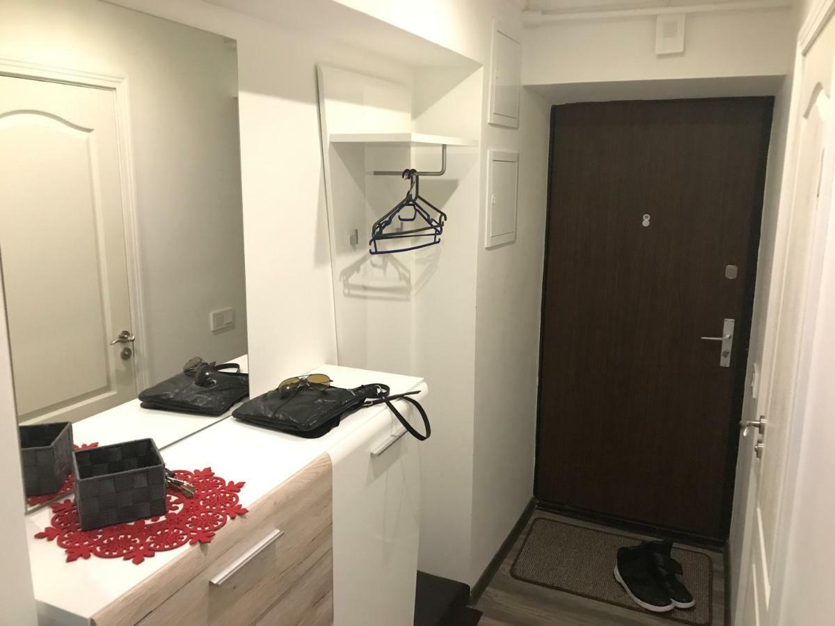Fine Apartment Jelgava Bagian luar foto