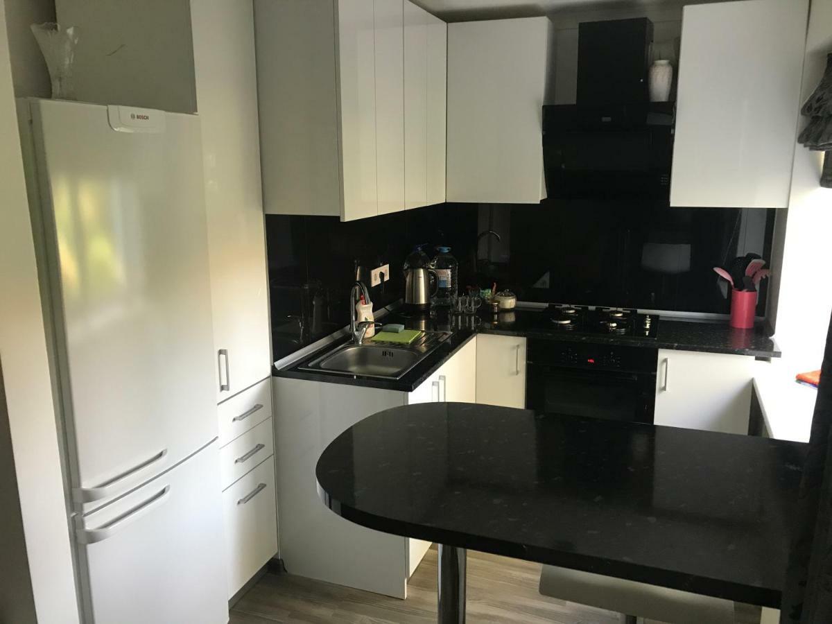 Fine Apartment Jelgava Bagian luar foto